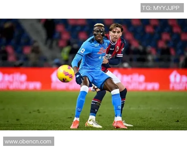 西甲激战：拜仁险胜那不勒斯争议判罚引发全场热议