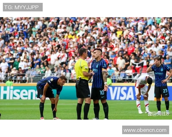 德甲激战尤文图斯险胜国米红牌事件引发全场热议与争议