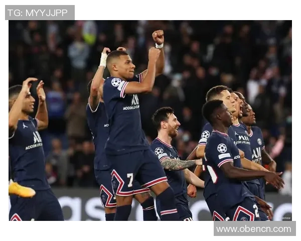 英超激战巴黎圣日耳曼与AC米兰战平点球大战引发全场狂欢